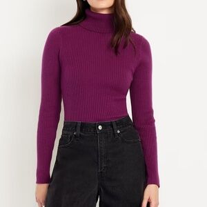 Old Navy purple turtleneck NWOT